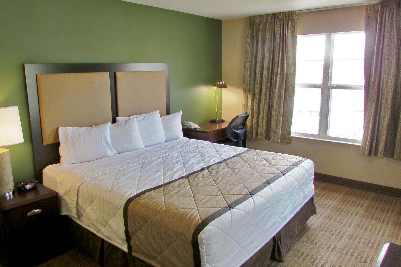 Extended Stay America Suites - Detroit - Auburn Hills - Featherstone Rd Экстерьер фото